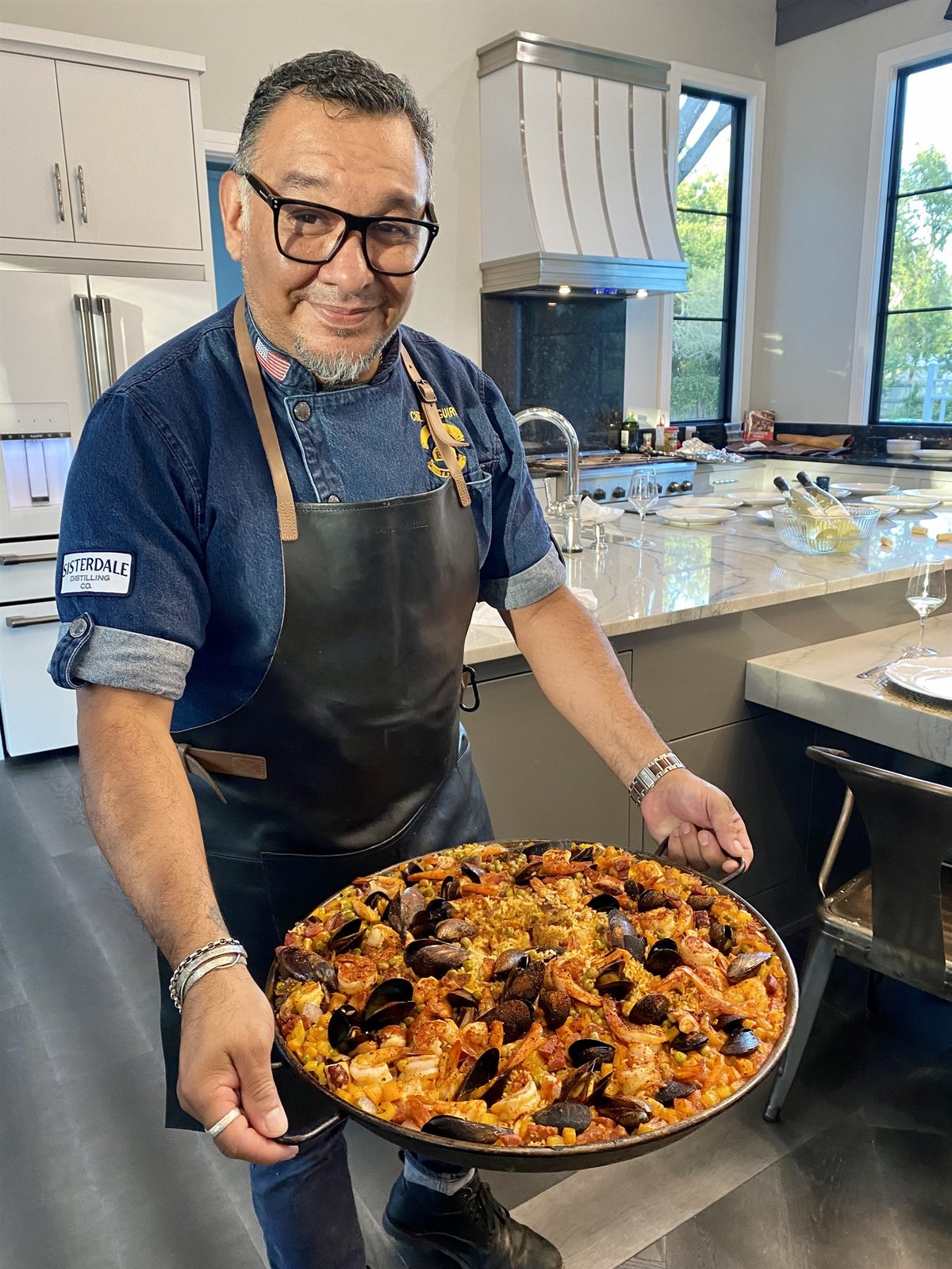 Indulge in unique dining experiences with local chefs!